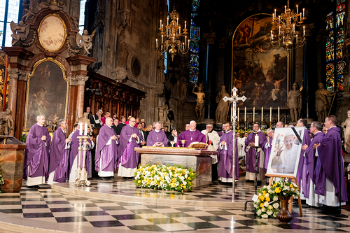 Stephansdom: Österreich nahm Abschied von Papst Franziskus