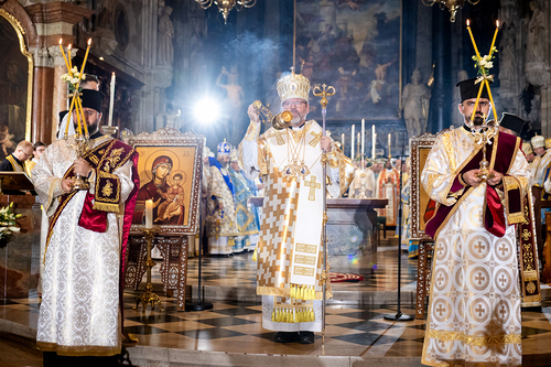 byzantinisches Pontifikalamt Stephansdom / Erzdiözese Wien/ Schönlaub byzantinisches Pontifikalamt Stephansdom