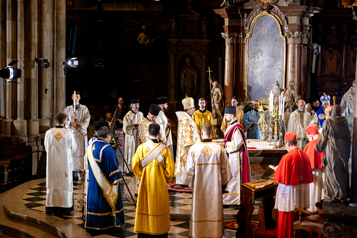 byzantinisches Pontifikalamt Stephansdom / Erzdiözese Wien/ Schönlaub byzantinisches Pontifikalamt Stephansdom