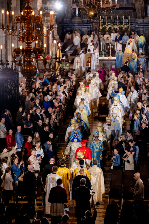 byzantinisches Pontifikalamt Stephansdom / Erzdiözese Wien/ Schönlaub byzantinisches Pontifikalamt Stephansdom